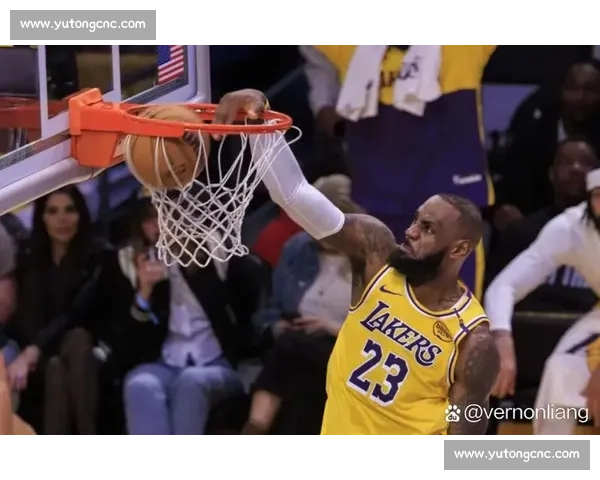 历史性突破!尼克斯瞄准南卡三冠教头,NBA 或迎首位女主帅 历史性突破!尼克斯瞄准南卡三冠教头,NBA 或迎首位女主帅